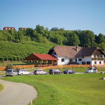 Tourist Farm Lovrec * Jirsovci