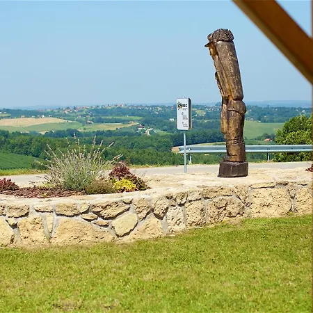 아파트 Tourist Farm Lovrec Jirsovci