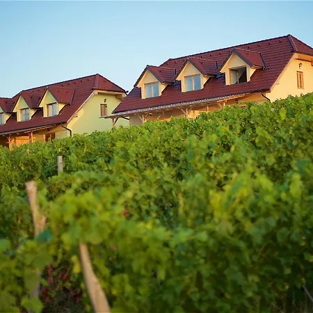 아파트 Tourist Farm Lovrec Jirsovci