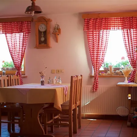 Tourist Farm Lovrec Apartment Jirsovci